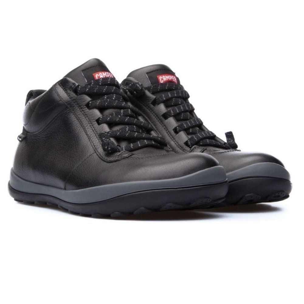 Camper Peu Pista Waterproof Sneakers. Women's 9. Black.